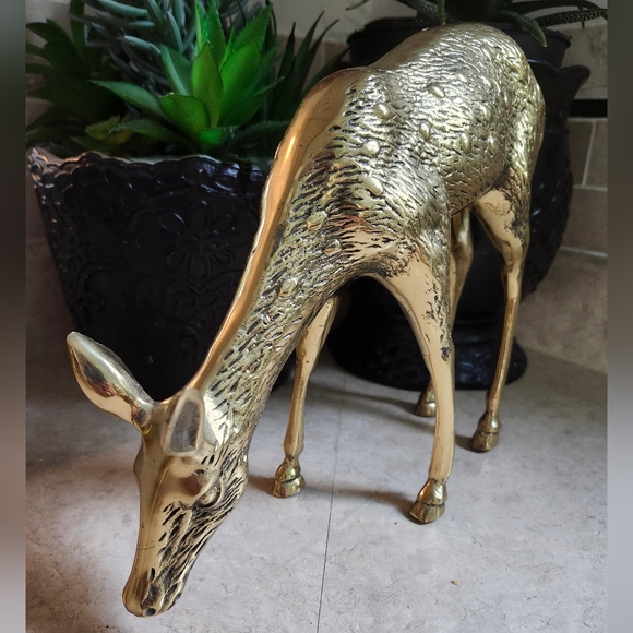 Vintage Brass Deer 9” Tall MCM, Solid Brass Doe Deer - Picture 2 of 8